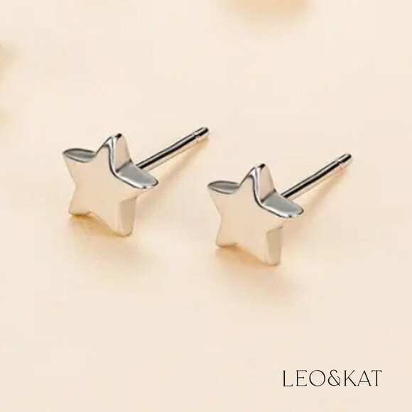 Silver Star Stud Earrings. 925 Sterling Silver. #1115 - Picture 2 of 5